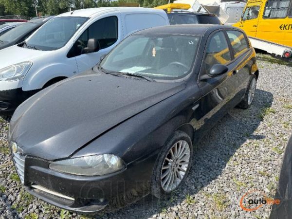 Alfa Roméo 147 – Image 7