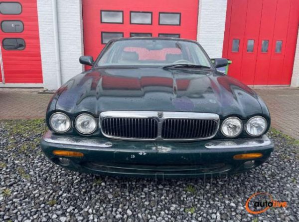 Jaguar Sovereign