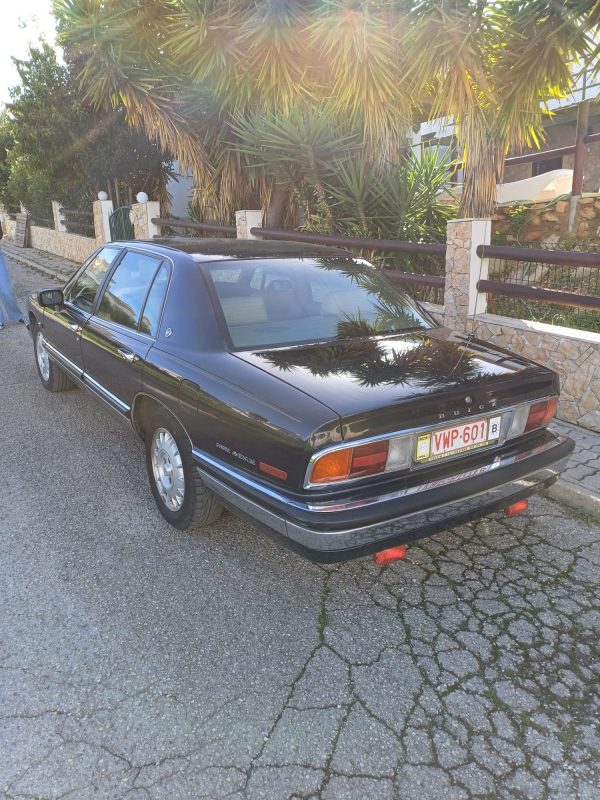 BUICK PARK AVENUE – Image 10