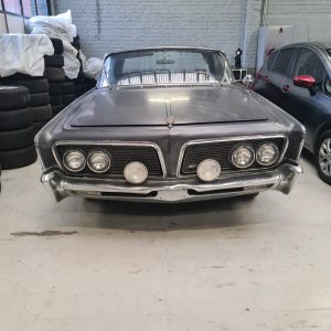 CHRYSLER IMPERIAL 5.7